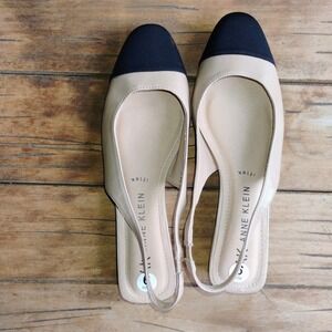 New Cond. Anne Klein Iflex Slingback Pointed Toe Block Heel Beige Black Size 8
